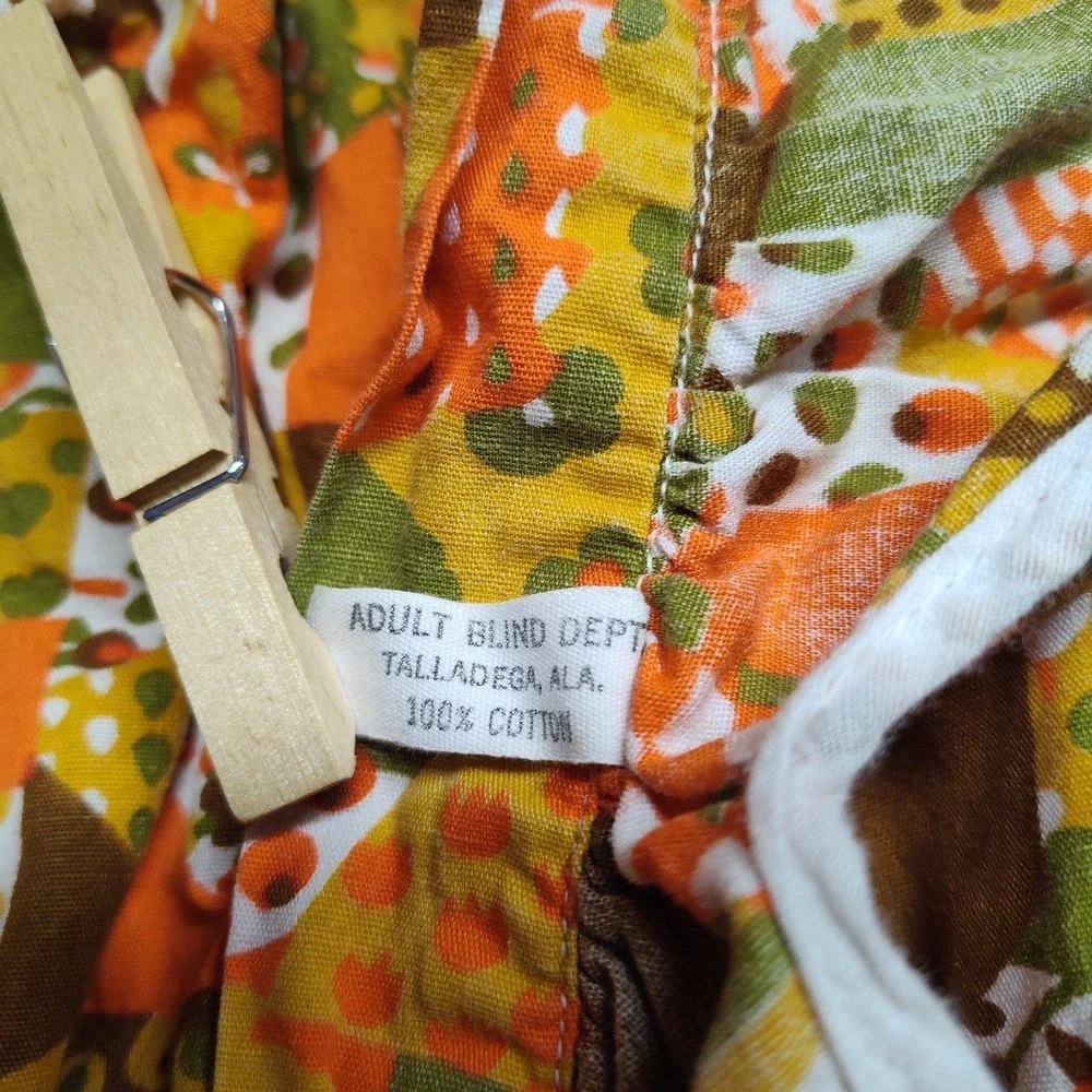 Skilcraft apron with potholders kitchen cooking 70's retro housewife USA